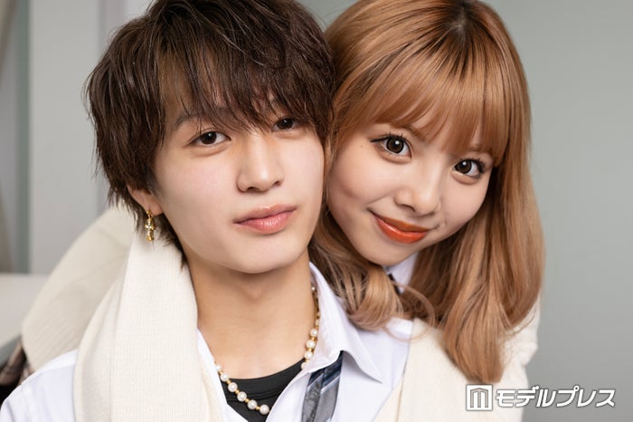 「今日好き」“やまあい”須藤⼤和＆細川愛沙カップル、記念日に密着プリクラ公開「美男美女」「幸せオーラ溢れてる」と反響