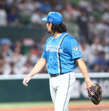 日本ハム・伊藤大海「ジェスチャーを含め気になっていた」西武・黒田コーチと一触即発場面に言葉選び言及「実際どうかは分からない」も「動きの癖がたまたま僕の球種とリンク」「気になった以上は伝えた方がいいと」