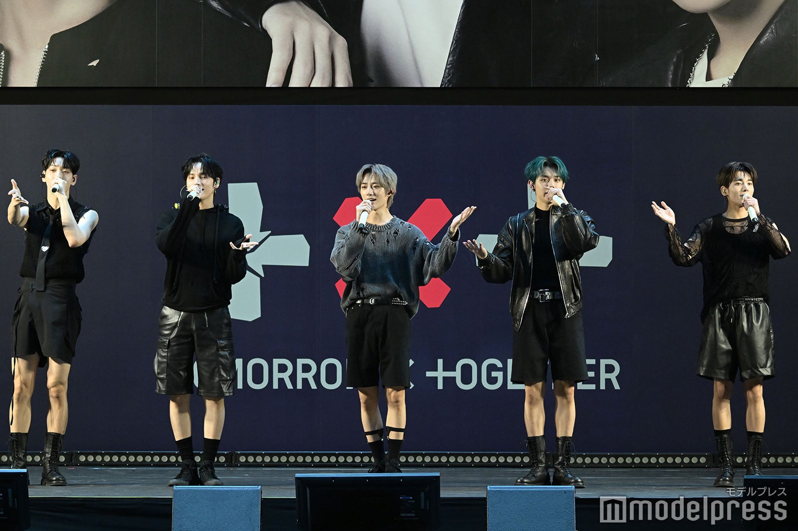 TOMORROW X TOGETHER（C）モデルプレス