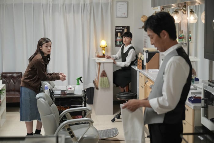 橋本環奈、麻生久美子、北村有起哉「おむすび」第54話(C)NHK