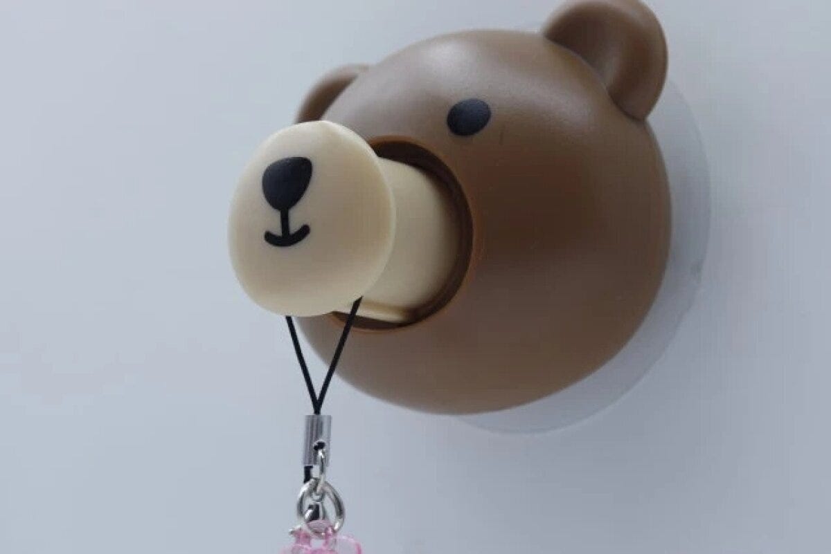 ダイソーの押すと飛び出るフック（アニマル）の使用例