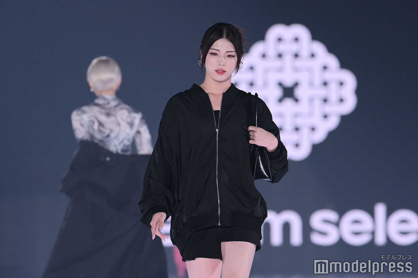 井手上漠（C）モデルプレス