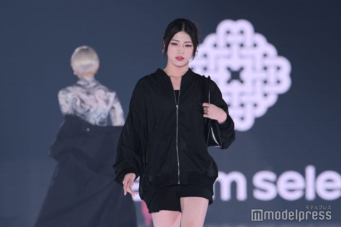 井手上漠(C)モデルプレス