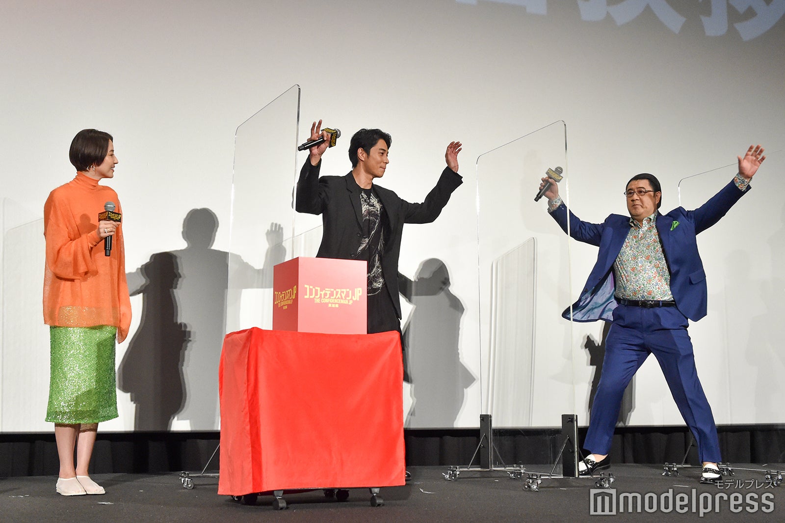 長澤まさみ、東出昌大、小手伸也 （C）モデルプレス