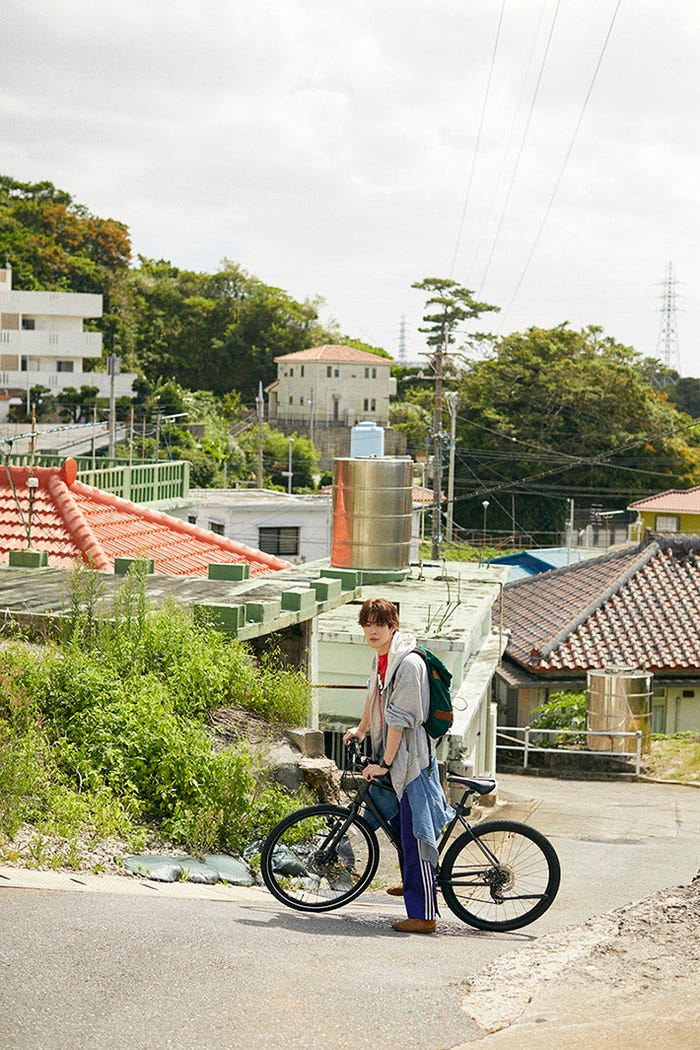 宮沢氷魚(C)MEN’S NON-NO 宮沢氷魚 1st 写真集(タイトル未定)未収録アザーカット/集英社 撮影/尾身沙紀(io)