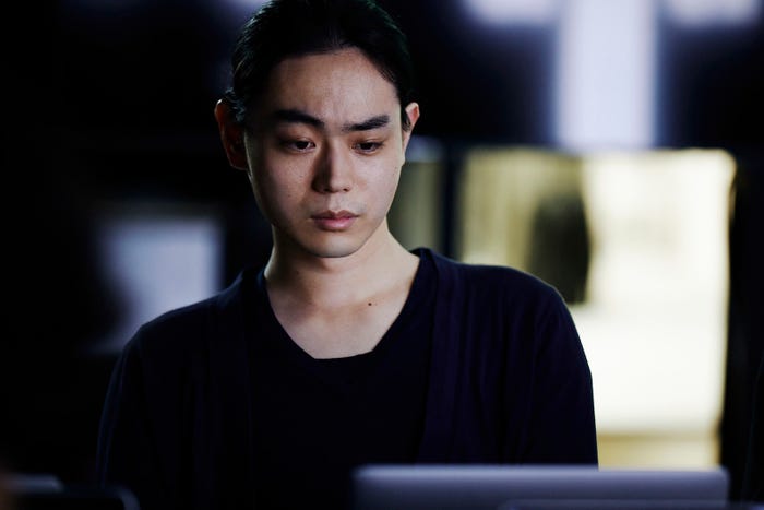 菅田将暉 (C)2022「百花」製作委員会