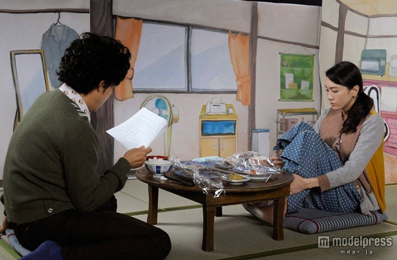 新垣結衣主演映画、“1分間の喜劇”を展開