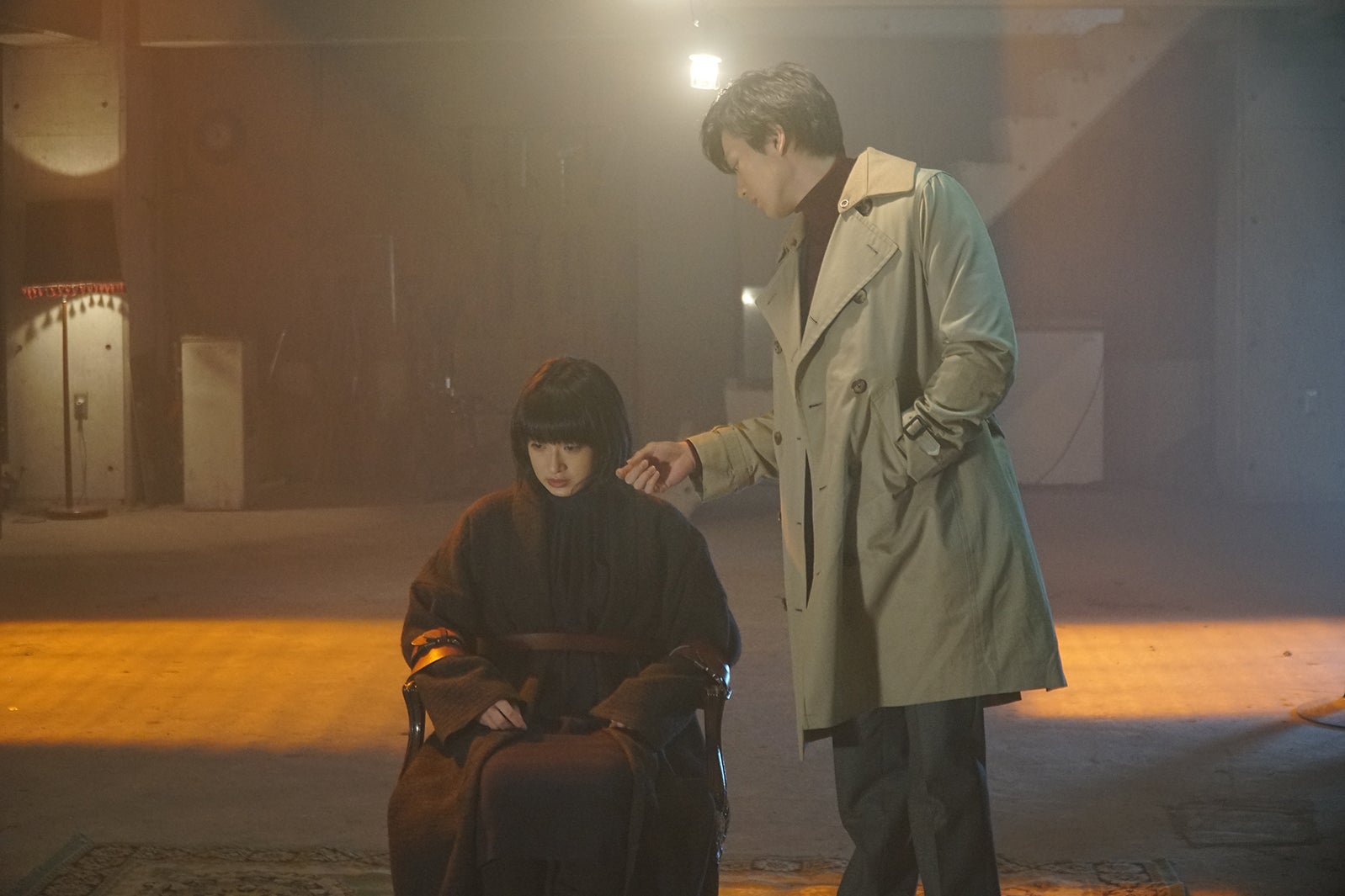 門脇麦、新田真剣佑／「トドメの接吻」第9話より（C）日本テレビ