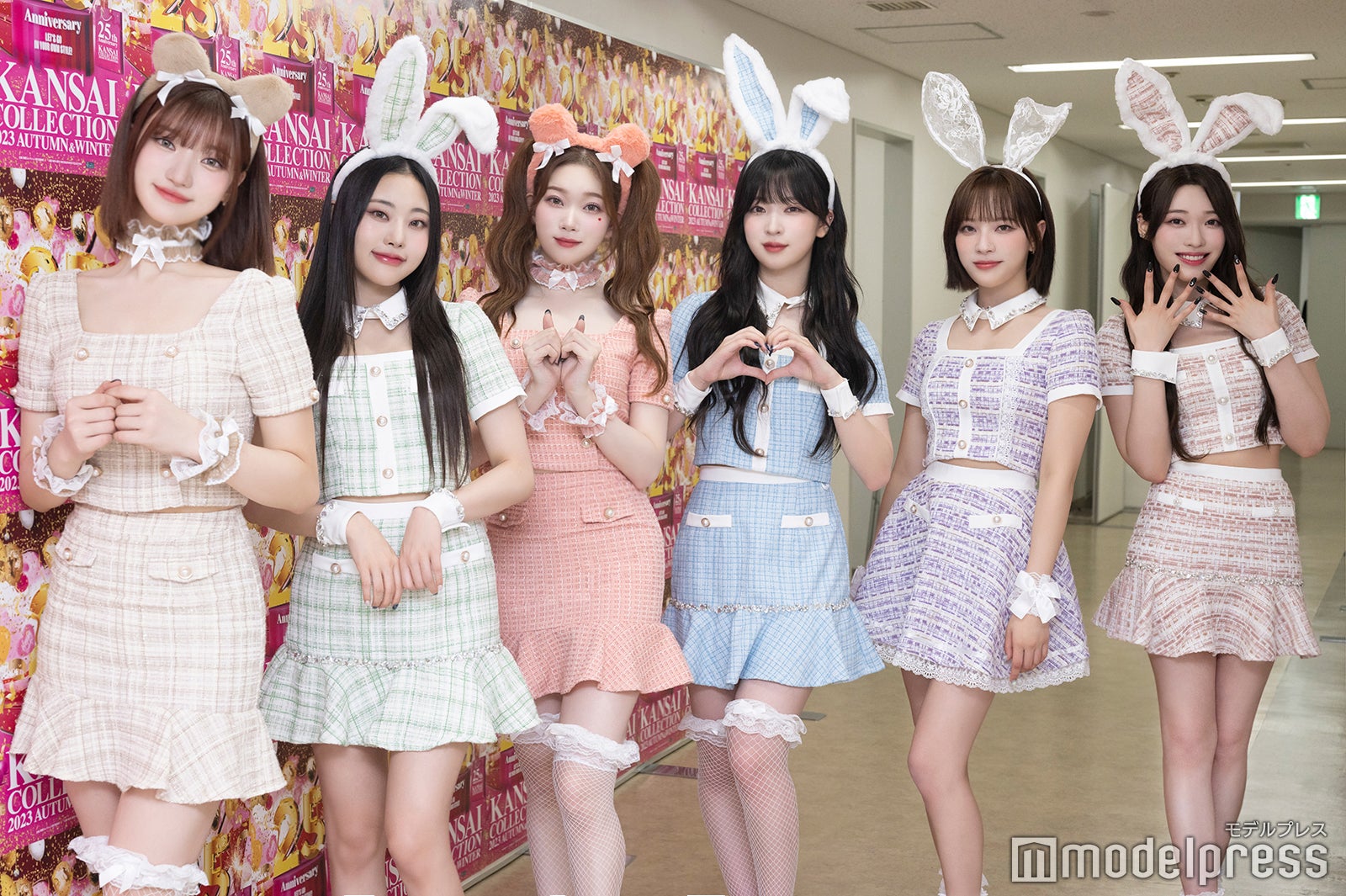 Billlie（左から）シユン、ション、つき、はるな、ムン・スア、ハラム（C）モデルプレス