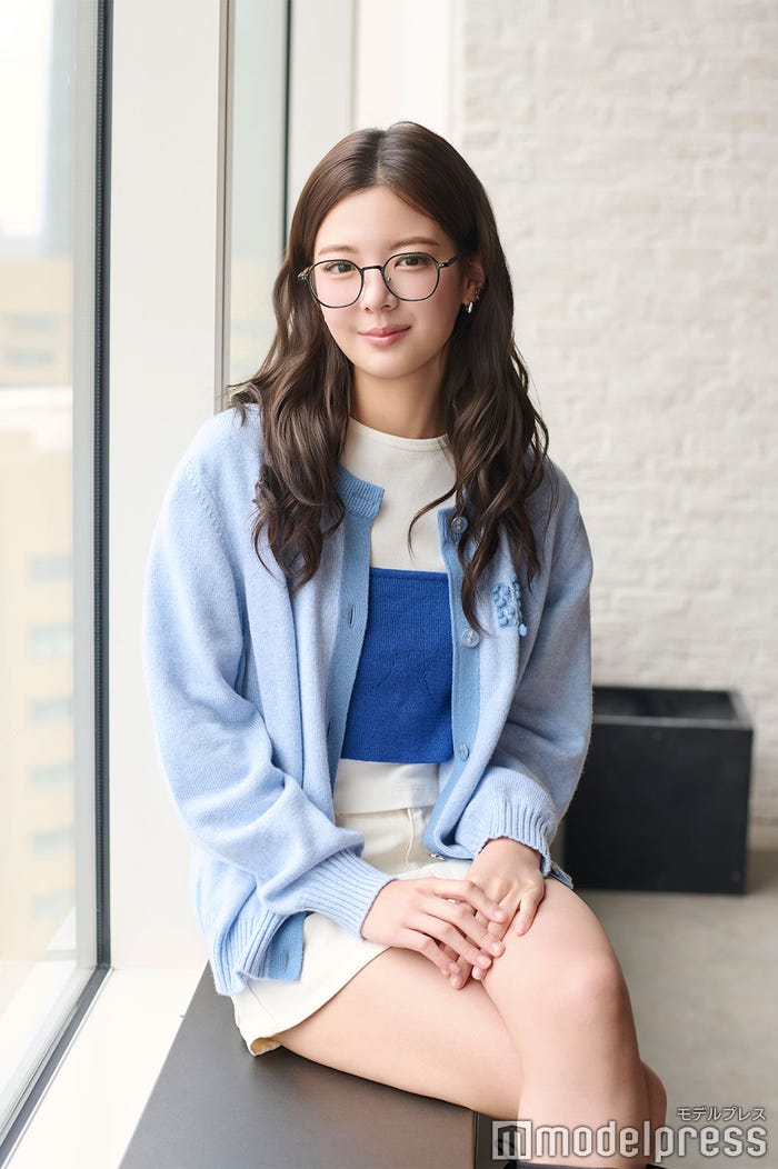 リア(C)モデルプレス