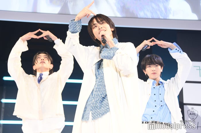 WILD BLUE(C)モデルプレス