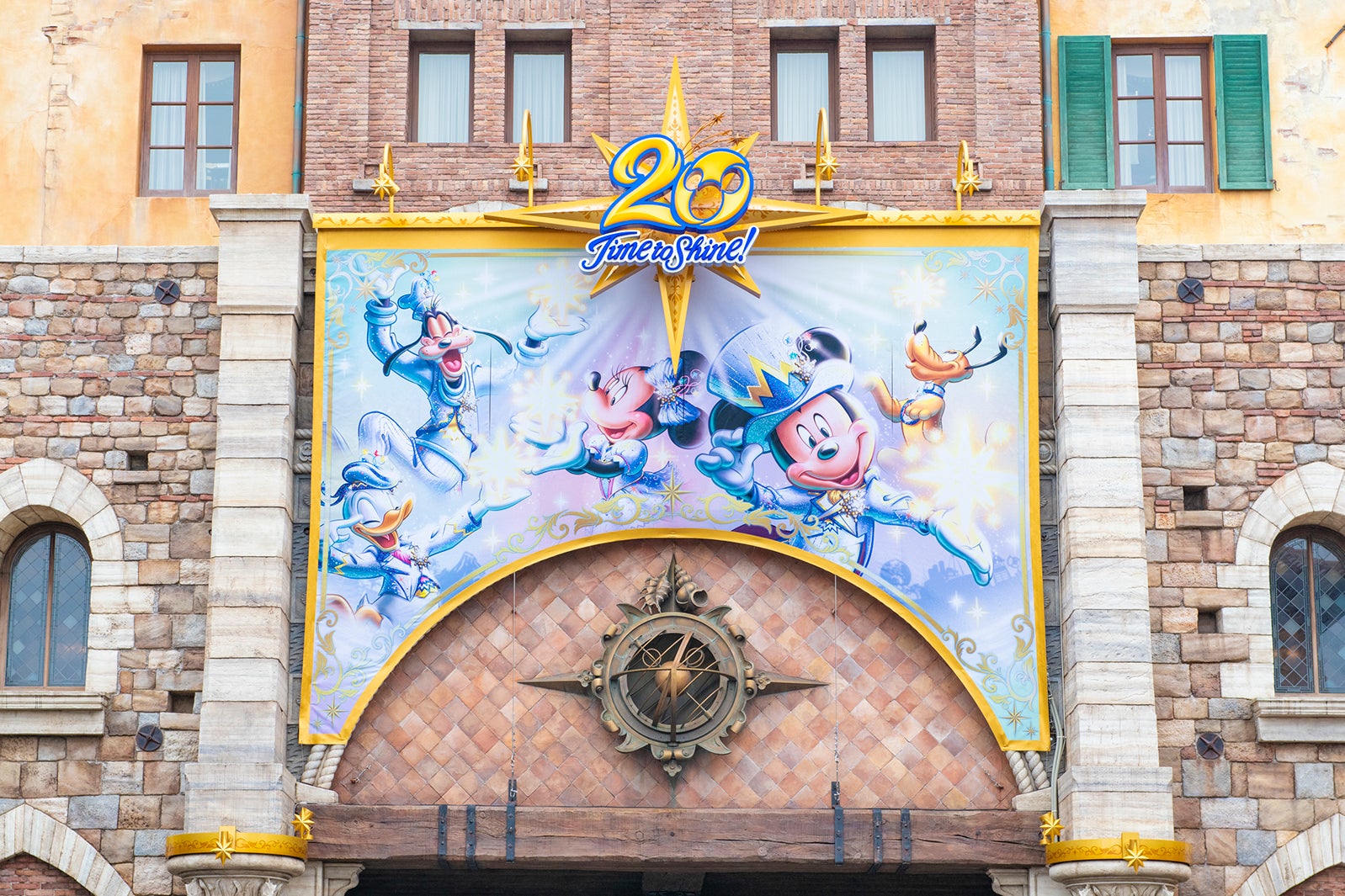 デコレーション（C）Disney