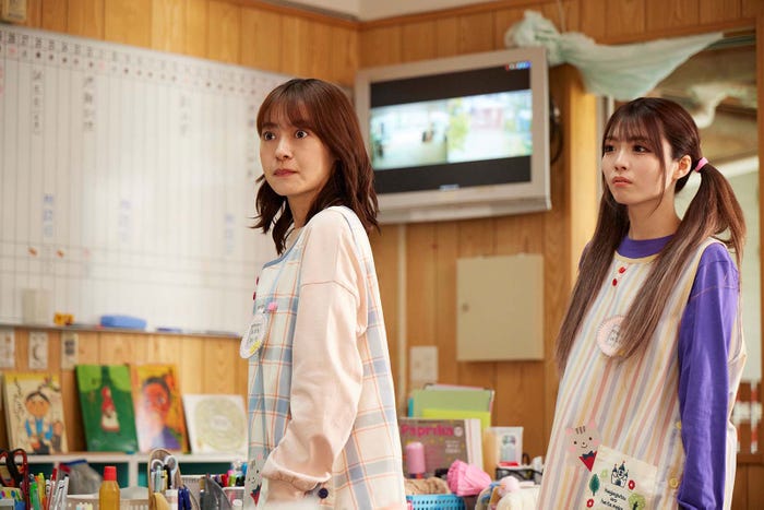 田辺桃子、ゆいちゃみ「お迎え渋谷くん」第4話より(C)カンテレ