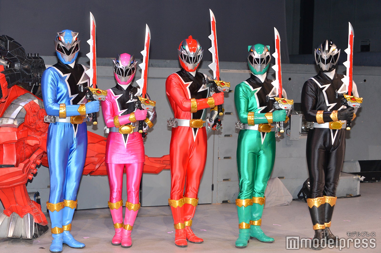 騎士竜戦隊リュウソウジャー（C）モデルプレス