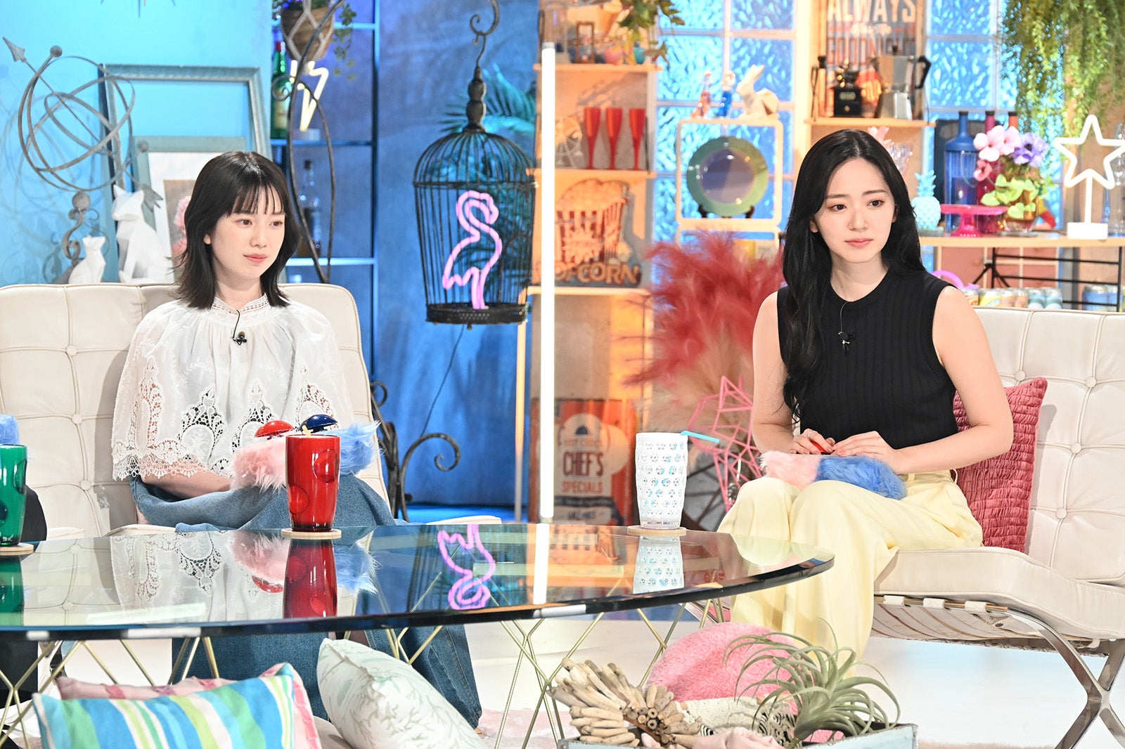 弘中綾香、鈴木愛理（C）テレビ朝日