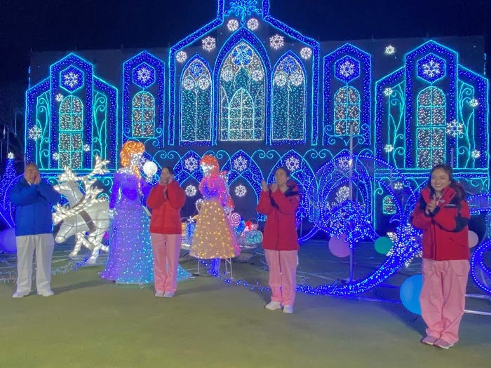 左から:出川哲朗、河北麻友子、堀田茜、谷まりあ(C)日本テレビ