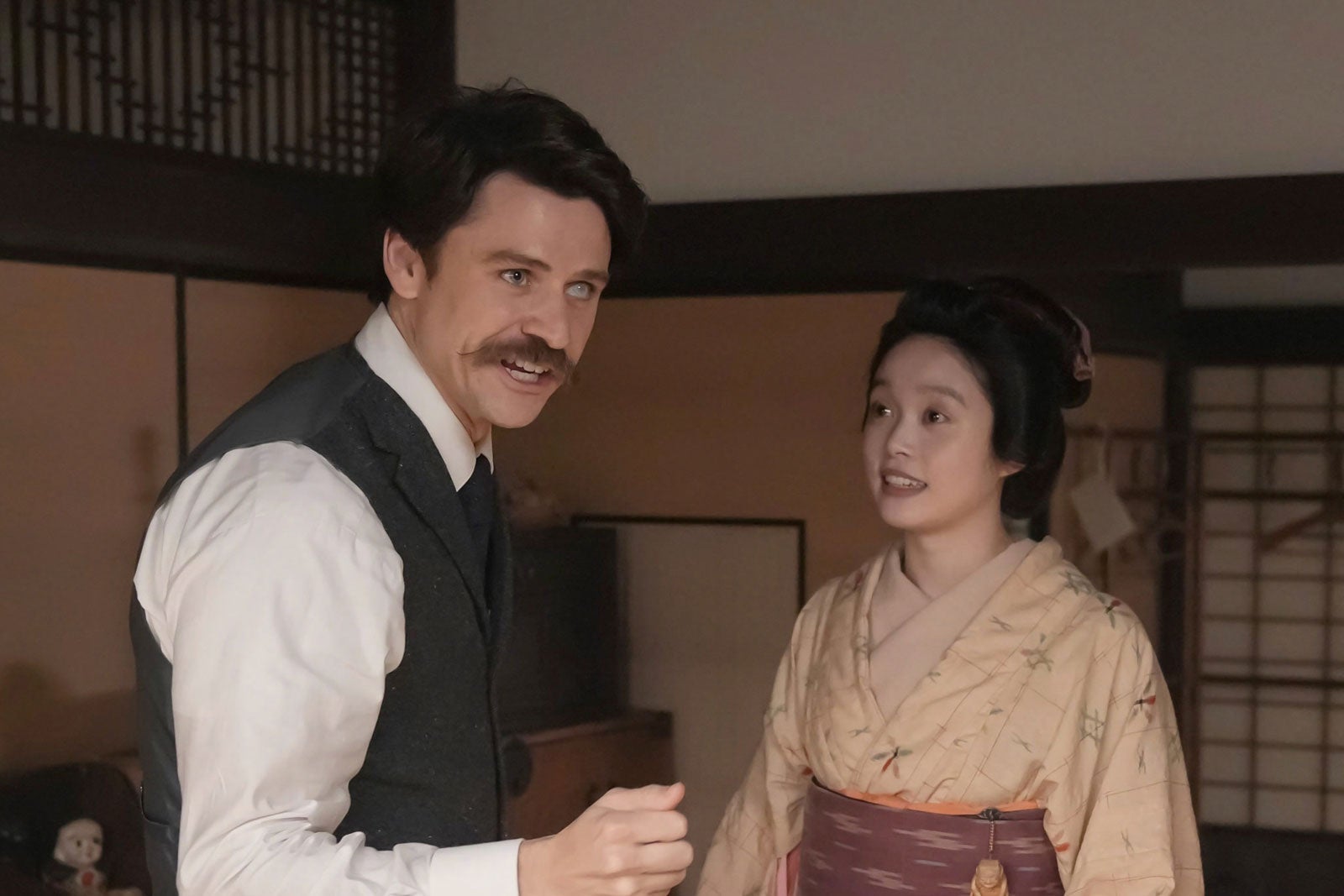 トミー・バストウ、高石あかり「ばけばけ」第68話（C）NHK