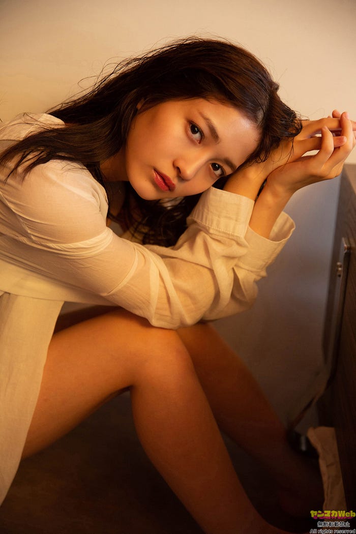 黒嵜菜々子(C)田中健児/ヤンマガWeb