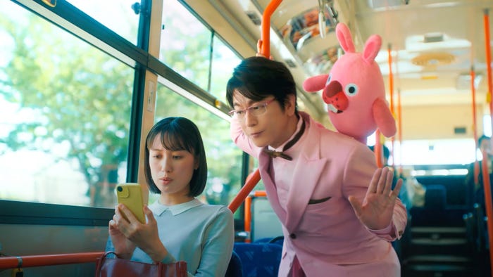 及川光博「LINE ポコポコ」新CM(提供写真)