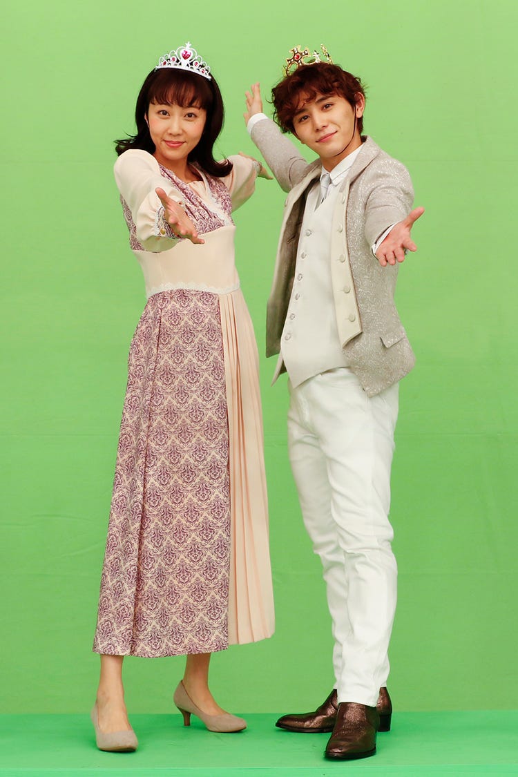 Hey Say Jump山田涼介 木南晴夏 ロミオとジュリエット風 コスプレ披露 セミオトコ モデルプレス Hey Say Jump山田涼介 木南晴夏 ロミオとジュリエット風 コスプレ披露 セミオトコ モデルプレス