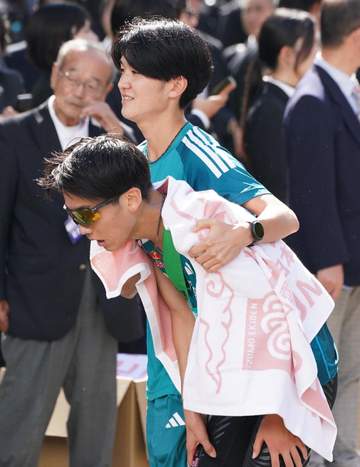箱根王者・青学大が衝撃の大敗11位 原監督「このままでは箱根のシードが」15年ぶり2桁順位＆関東勢最下位の悪夢 スピードランナーそろえるも序盤で低迷 「俺たちの出雲駅伝大作戦」不発「駅伝力がなかった」