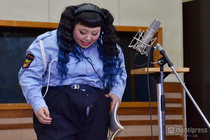 チャックが開いてしまうハプニングが発生