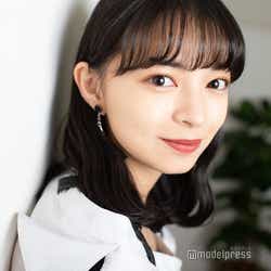 【注目の新成人】“最強美少女”アンジュルム上國料萌衣「小さな幸せにも気づける大人に」