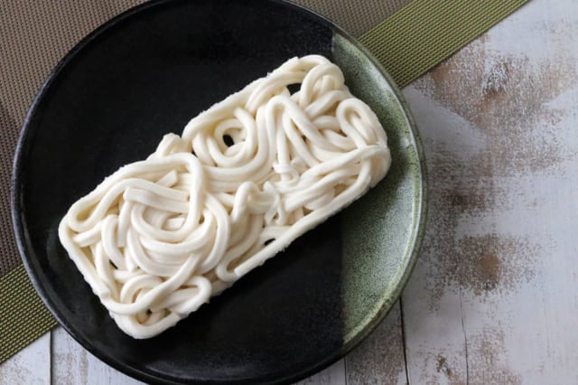 業務スーパー冷凍讃岐うどん1玉
