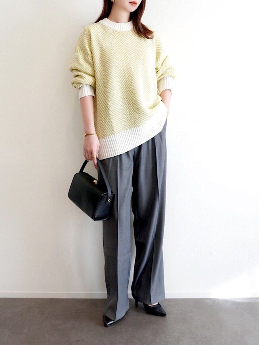 ライムニットコーデ ライムニットグレーワイドパンツコーデ