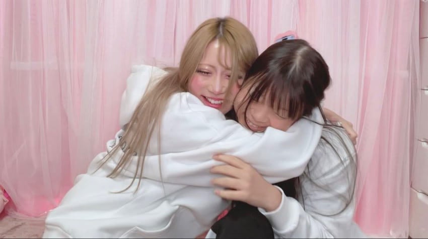 元‟小学生ホスト”の妹、志望校に合格！YouTuberママが大喜び「ママの誇り！！！自慢の娘！！！」