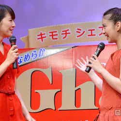 ロッテ ガーナ「チョコ開き 宣言セレモニーに出席した長澤まさみ(左)と武井咲(右)