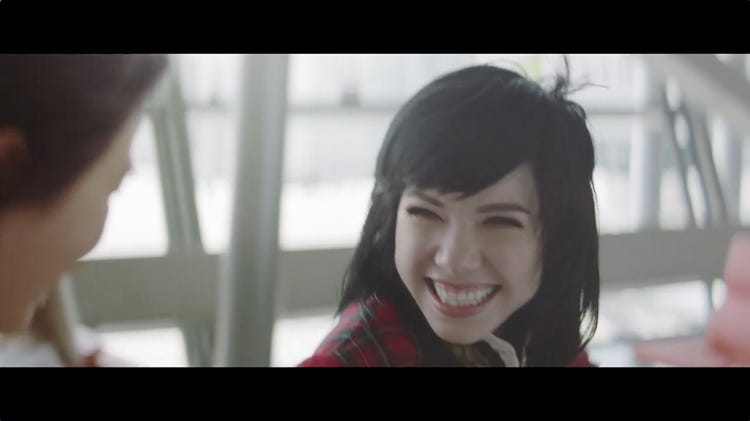 カーリー レイ ジェプセンの照れ笑いに胸キュン モデルプレス カーリー レイ ジェプセンの照れ笑いに胸キュン モデルプレス