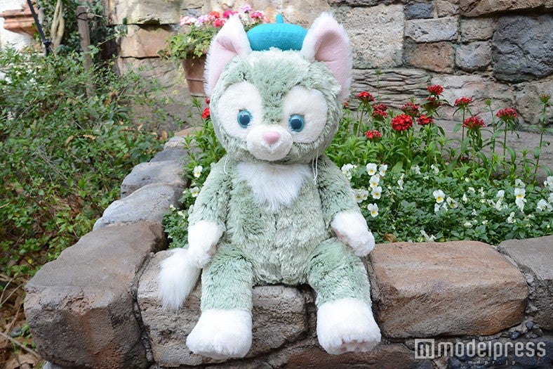 ぬいぐるみ（Mサイズ）￥11000 （C）モデルプレス