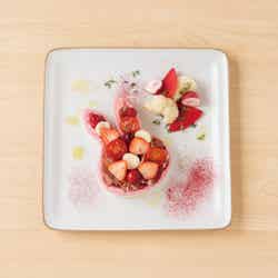 生ハムとベリーのサンドイッチ税込1,390円/提供画像