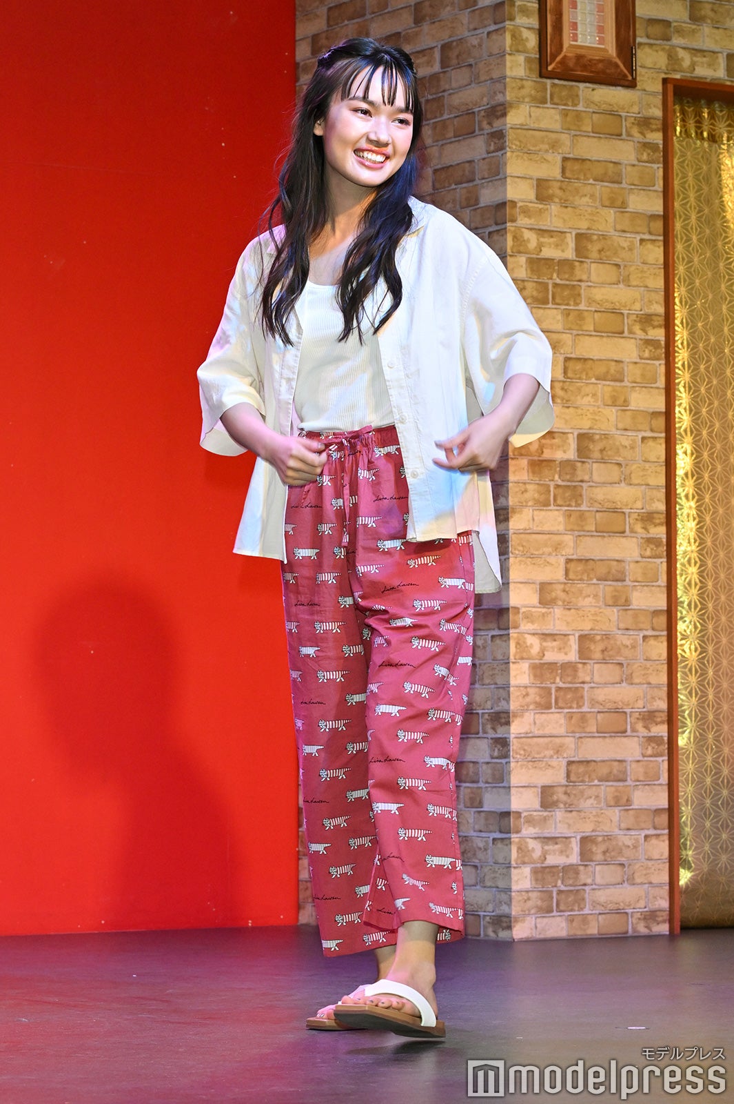 新井舞良 （C）モデルプレス
