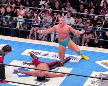 【新日本】衝撃！怪物ボルチン・オレッグ覚醒でIWGP王者・辻陽太を撃破「モンスターになった」5勝目で「G1」Aブロック首位タイ