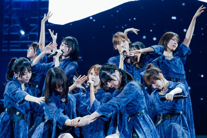 ひなた坂46(C)Seed & FlowerLLC