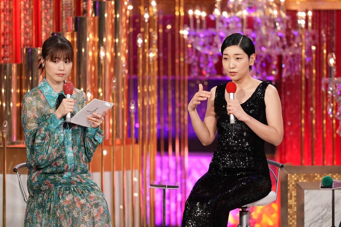 有村架純、安藤サクラ/写真提供:東京写真記者協会