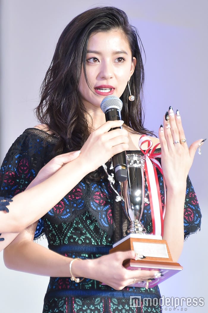 朝比奈彩 (C)モデルプレス