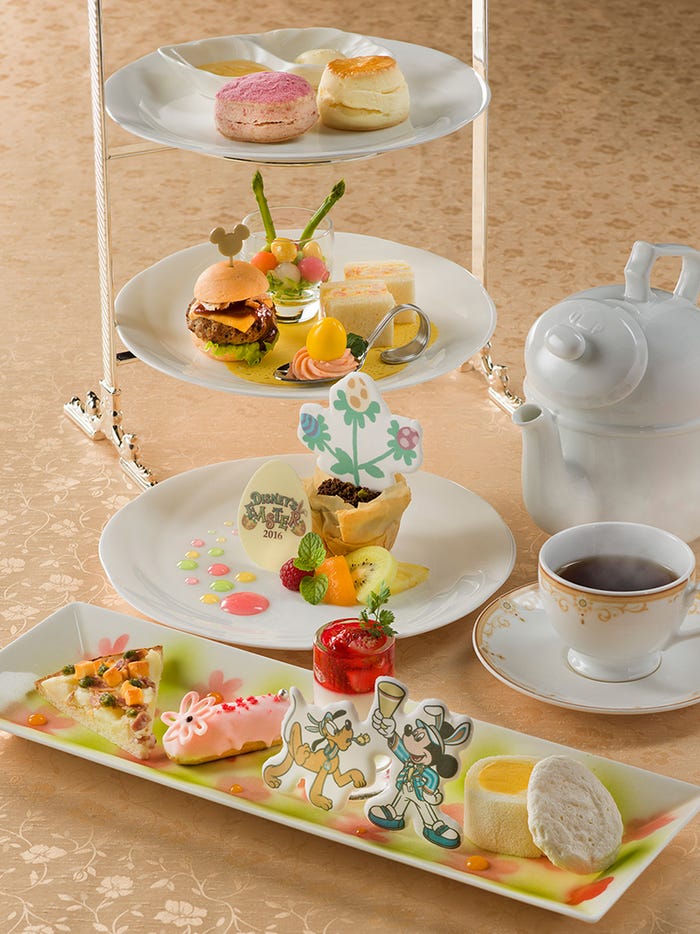「ドリーマーズ・ラウンジ」アフタヌーンティーセット(前期)/(C)Disney