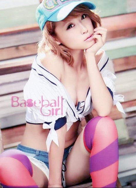 鈴木奈々“奇跡”の美バスト披露に「セクシー」「可愛い」と反響