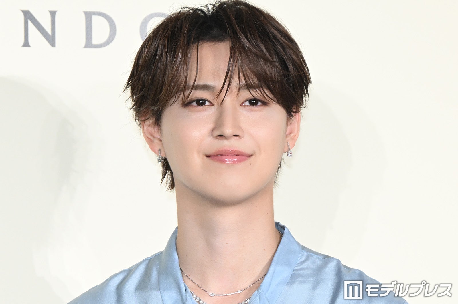 JO1白岩瑠姫、ブルーシャツ姿が爽やか 気分転換も含めて珍しく出かけた場所「日焼けとかもあるので」【ジョー マローン ロンドン】