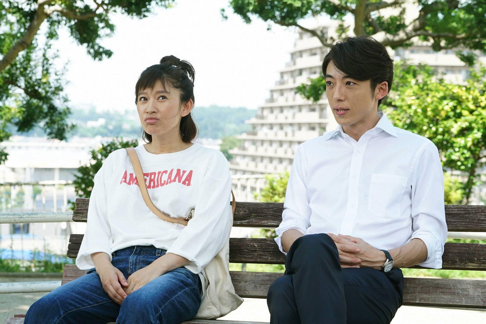 篠原涼子、高橋一生／「民衆の敵」第2話より（C）フジテレビ