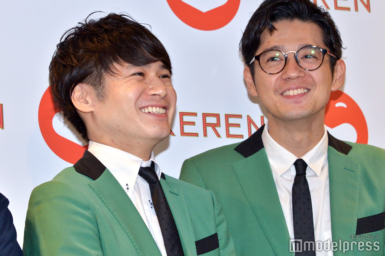 「KEREN」グランドプレミア公演
に訪れたトット（左から）多田智佑、桑原雅人（C）モデルプレス