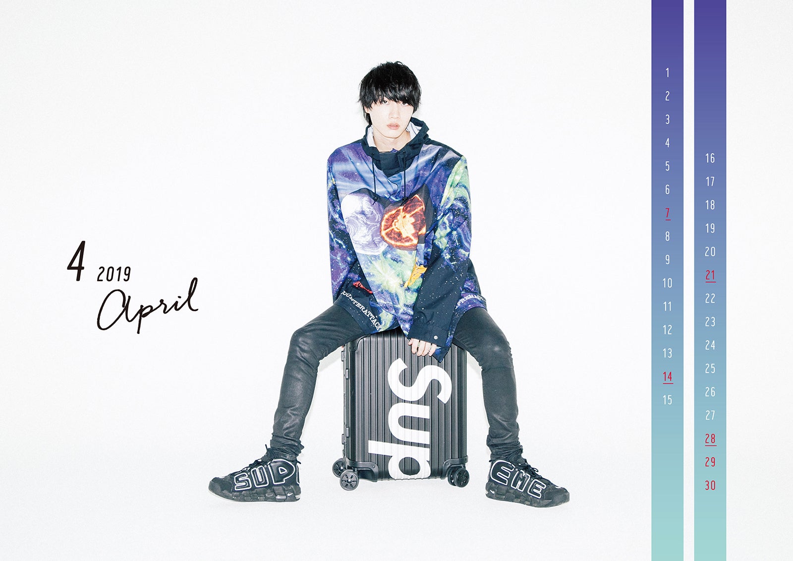 カレンダー『桜田通 My Real Style CALENDAR 2019.4-2020.3』（撮影：京介　ワニブックス刊）