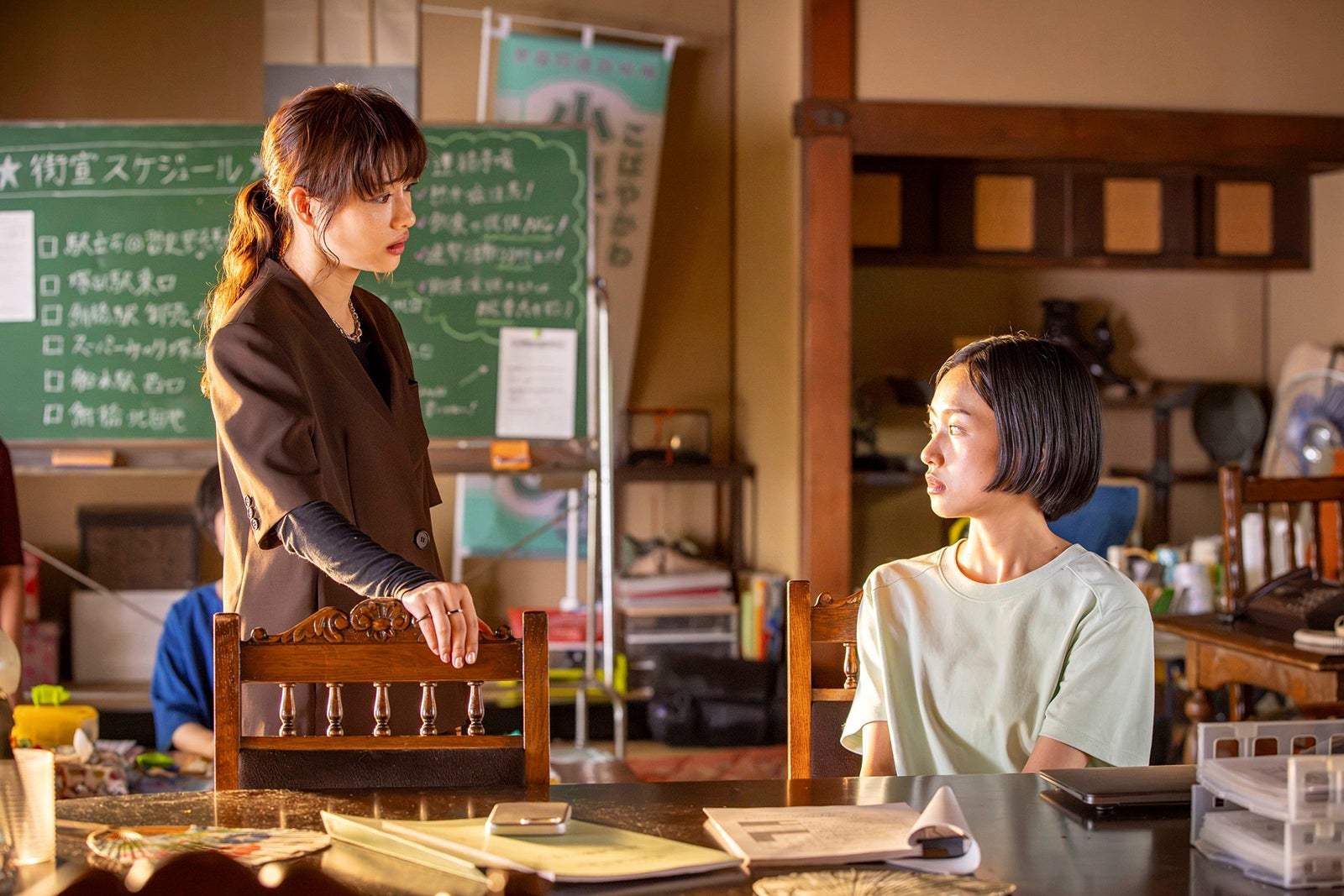 石原さとみの撮影現場での素顔 河合優実が明かす「それができる大人になりたい」2人が語る"野木脚本"の魅力とは【ポリティカルパン】