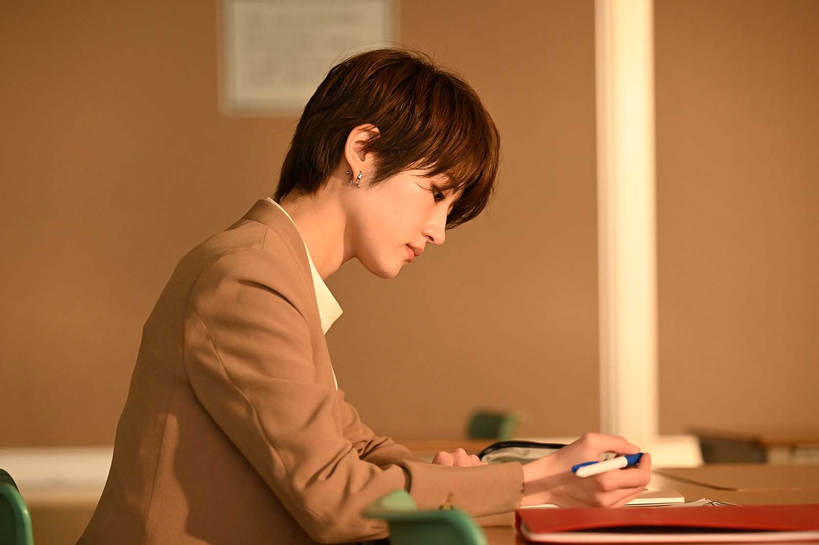 若月佑美「リビングの松永さん」第6話より（C）カンテレ