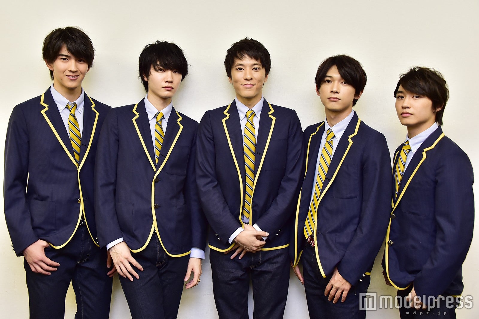 （左から）甲斐翔真、桜田通、松島庄汰、吉沢亮、松岡広大 （C）モデルプレス