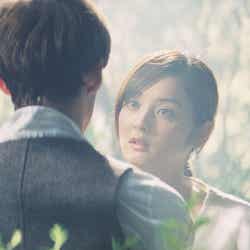 佐々木希/「カクテルカロリ。カクテルスムージー」新CM「愛しちゃったのよ」篇より