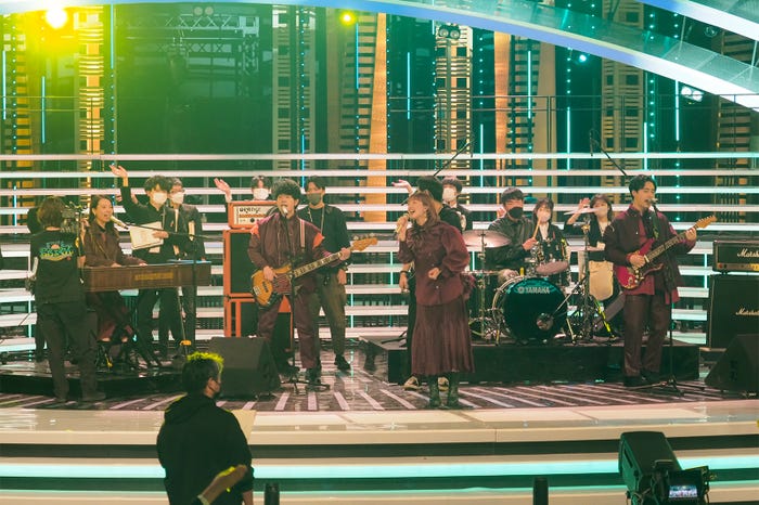 緑黄色社会/(左から)peppe、穴見真吾、長屋晴子、小林壱誓(C)NHK